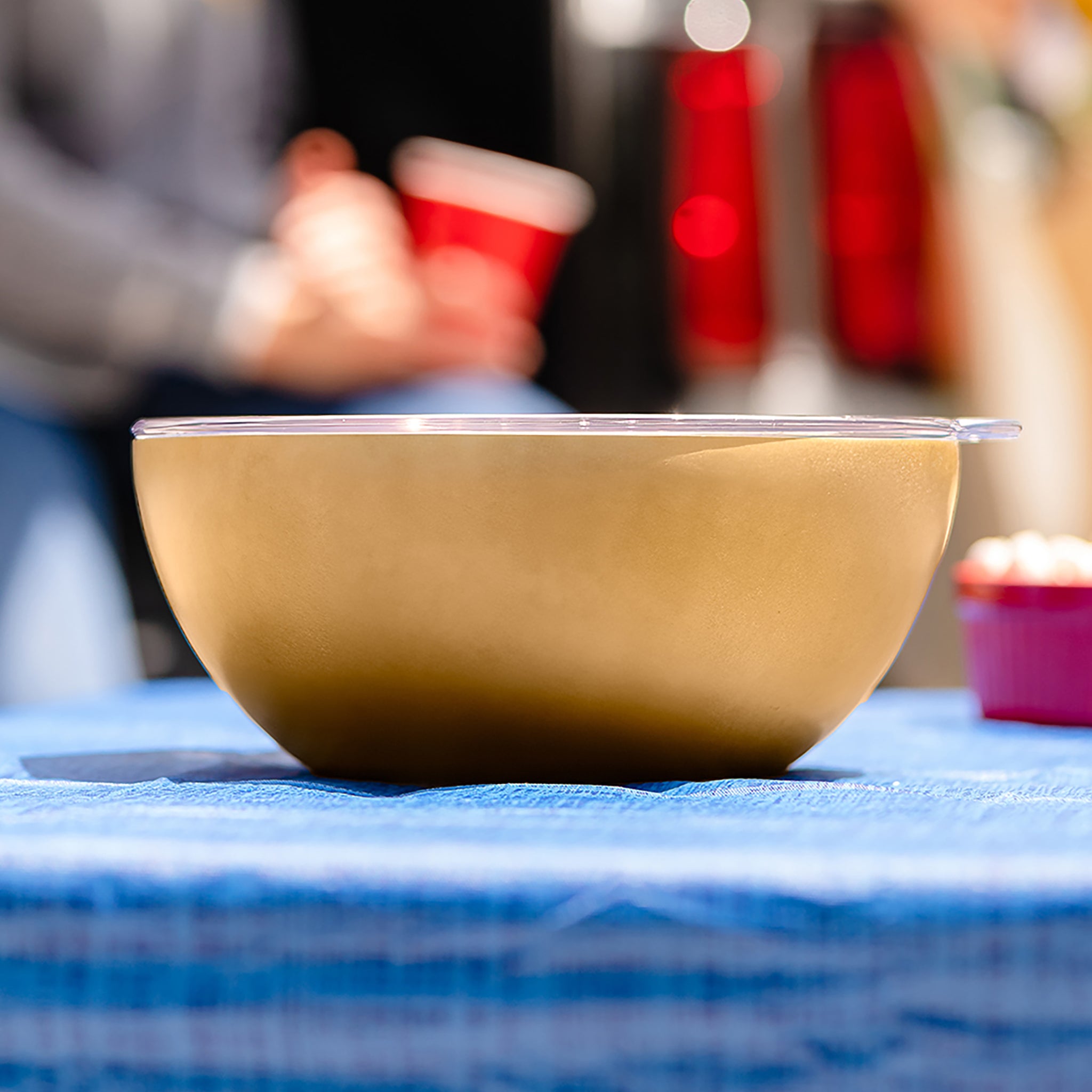 Angled Dobbelt Insulated Bowl for Hotels, Foodservice, 2 liter